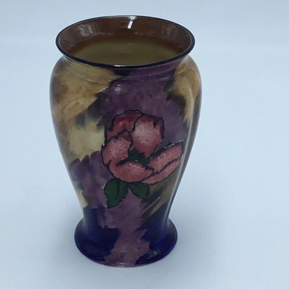 HK Tunstall English Vase